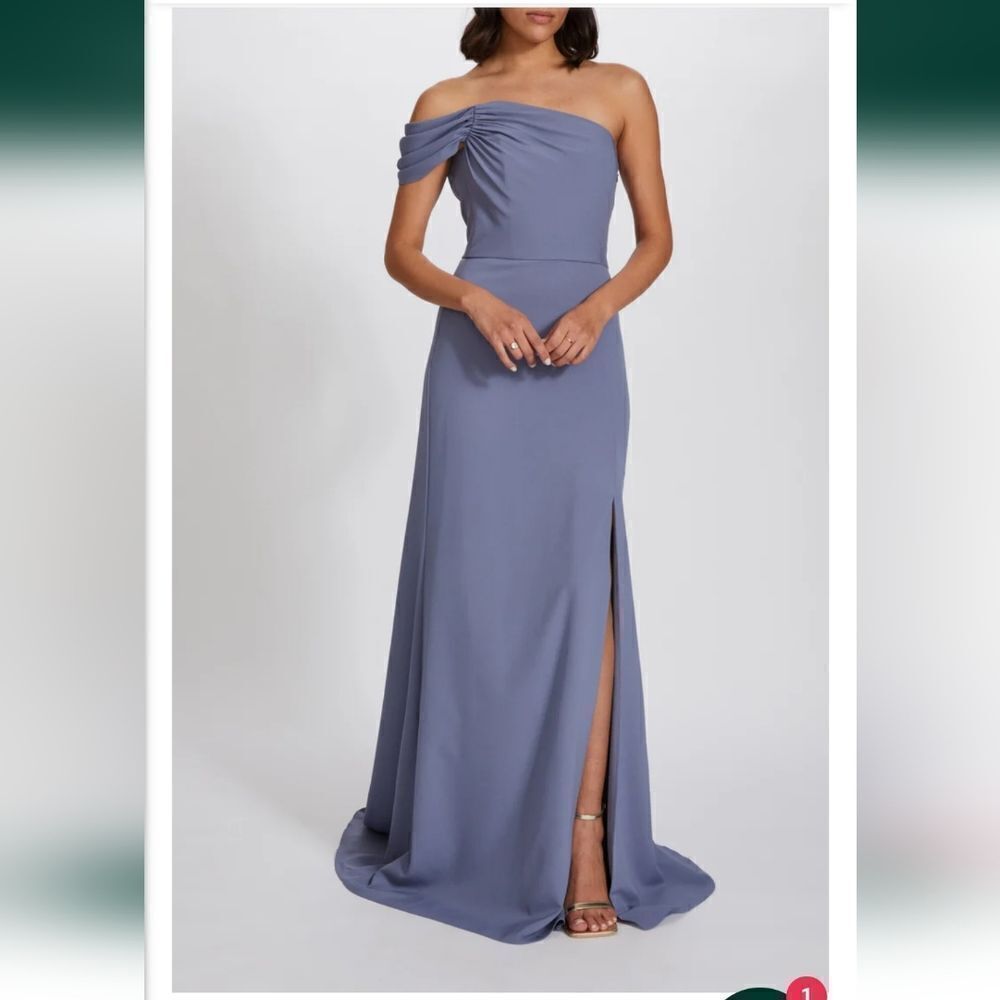 Amsale Dorothy Bridesmaid One Shoulder Dress Size 4 in Blush - Picture 10 of 10